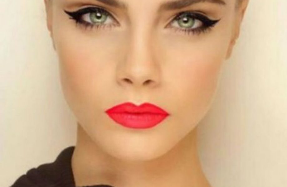 cara-delevingne-layering-rossetto-rosso